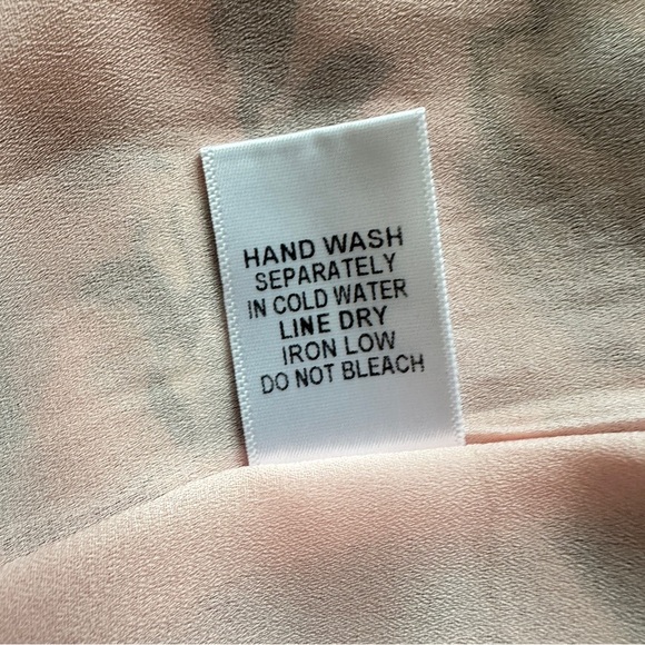 Honey Punch XS Pink Floral Cami Tank Top | Adjustable Straps NWT - Picture 4 of 7